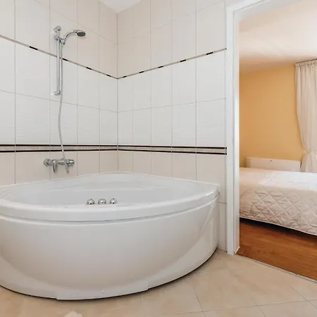 Five-bedroom In * Rogoznica (Sibenik-Knin)