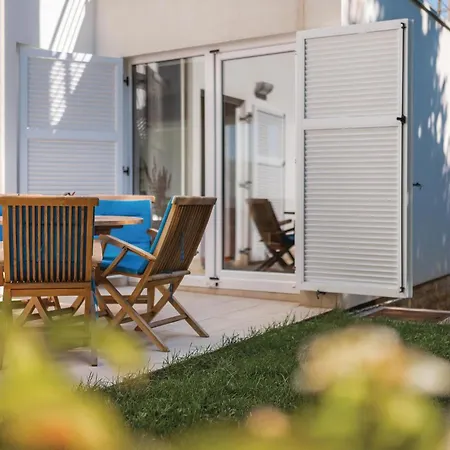 Five-bedroom In Prázdninový dům Rogoznica (Sibenik-Knin)