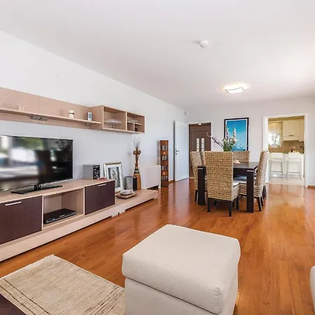 Prázdninový dům Five-bedroom In *