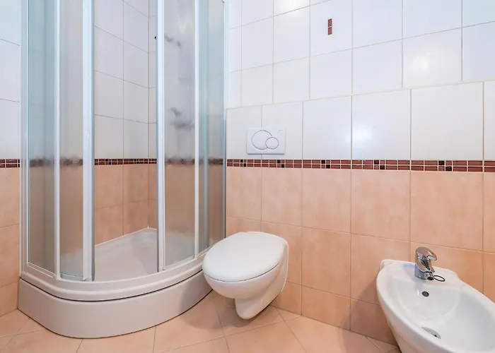 Five-bedroom In Dom wakacyjny Rogoznica (Sibenik-Knin)