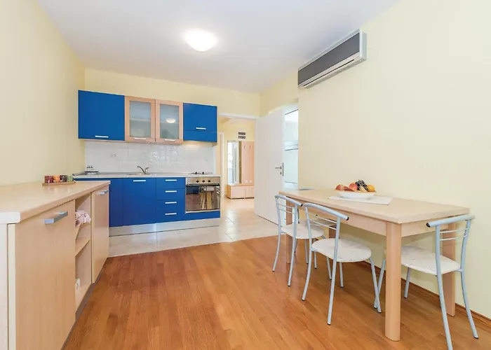 Five-bedroom In Rogoznica (Sibenik-Knin)