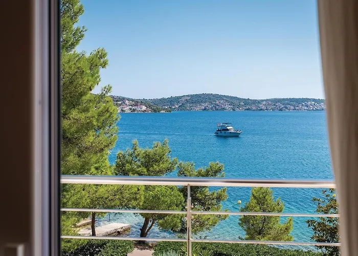 Five-bedroom In Dom wakacyjny