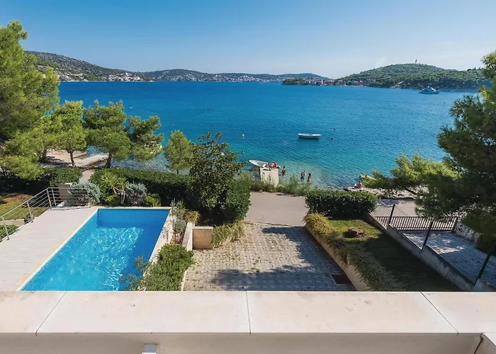 Dom wakacyjny Five-bedroom In Rogoznica (Sibenik-Knin)