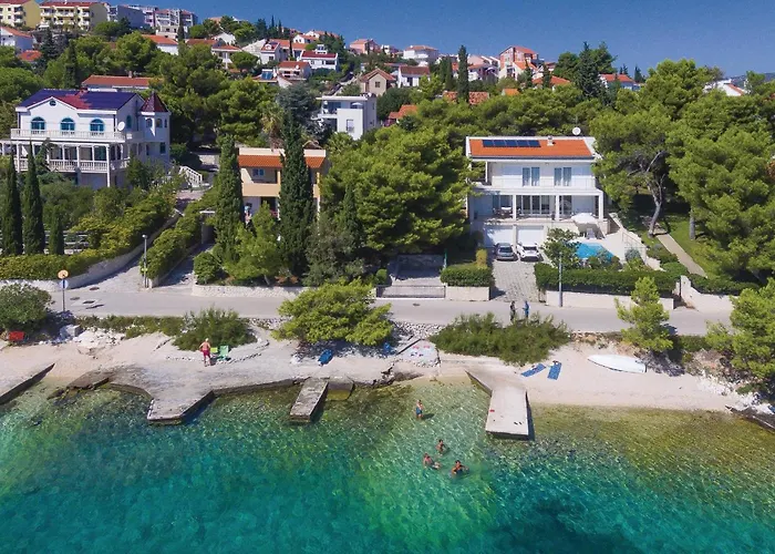 Dom wakacyjny Five-bedroom In *